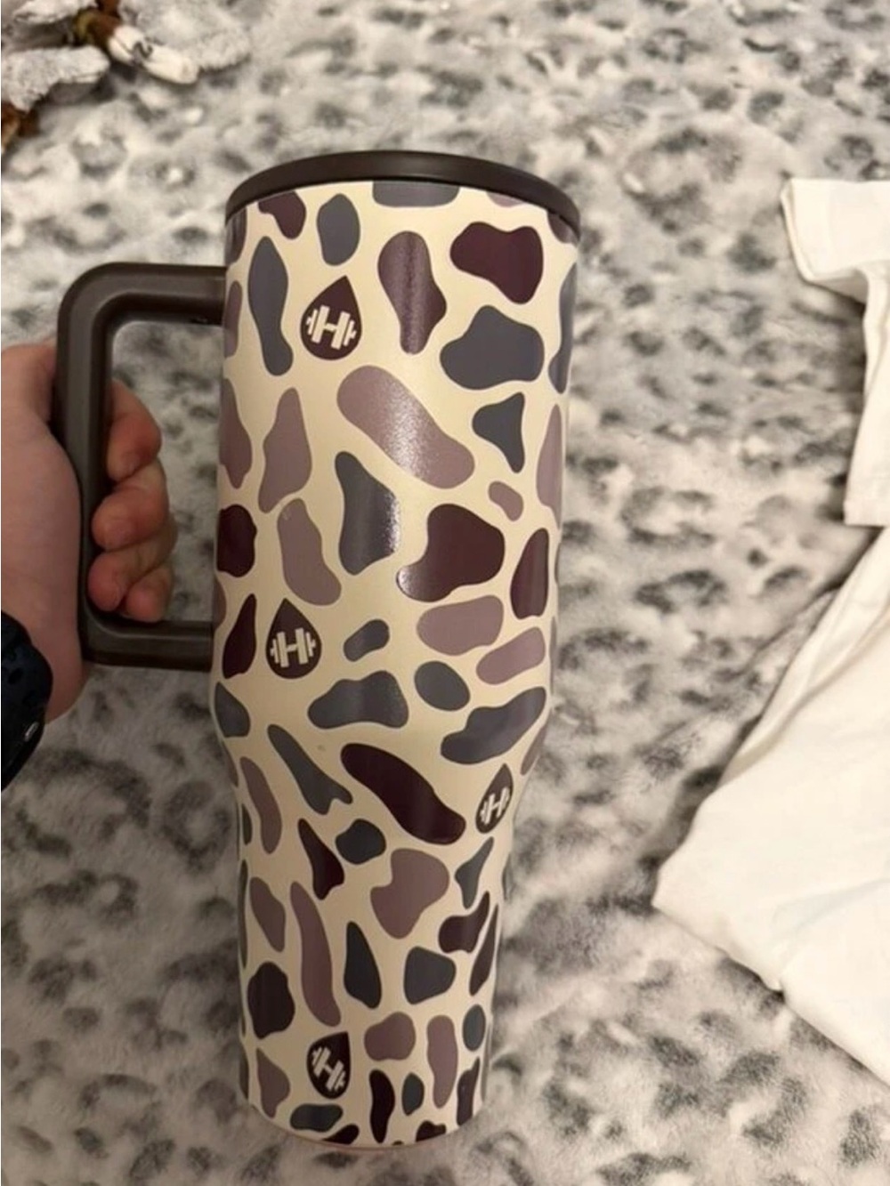 HydroJug Cream Tumbler with Brown Leopard Spots